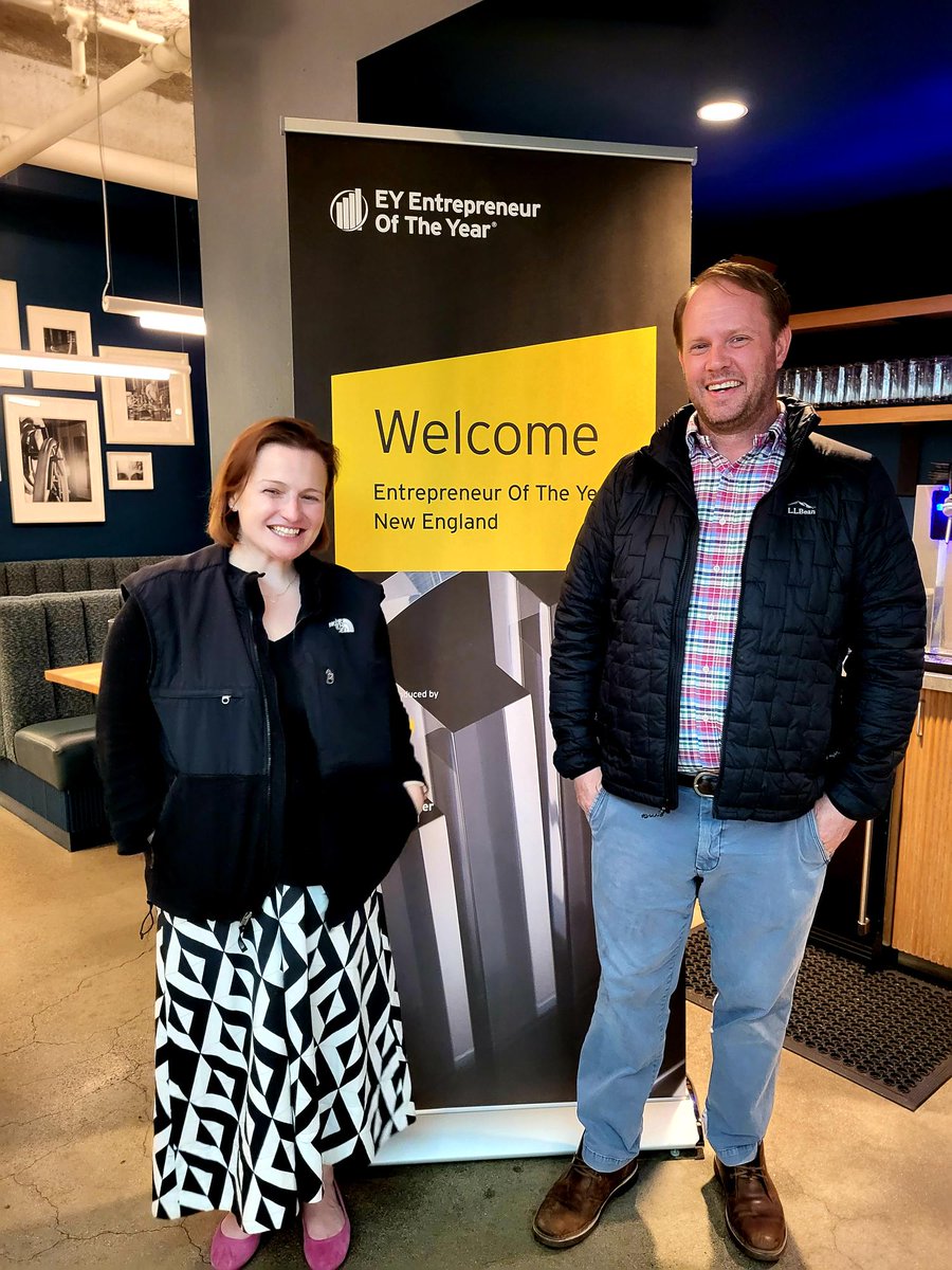 OlarisBoR's tweet photo. Olaris Founder and CEO @Lizzard0126 is thrilled to be considered for the @EY_US #Entrepreneur of the Year Award 2022 in honor of Olaris' advances in #precisionmedicine and #metabolomics. Dr. O'Day attended the EoY New England nominee reception last night. https://t.co/gXhLCL6vmS