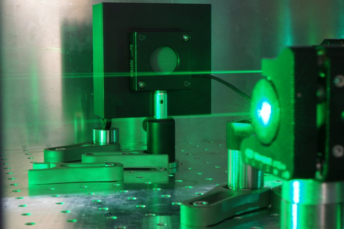 exc_phoenixd's tweet photo. My colleague @KuesMichael is looking for a #research assistant/#PhD (m/f/d) in #Integrated #photon sources for satellite-based #quantum #communications https://t.co/gisuDFmtxK Find more #jobs in #photonics at #OptecNet Deutschland (Hall B6.339) @PHOTONICSWORLD #jobalert #LASER22 https://t.co/19vNp0XDqk