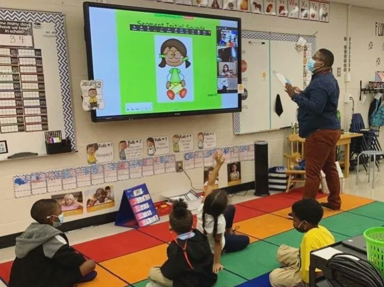 teachbetterteam's tweet image. Providing Professional Learning for Classroom Technology Implementation on a Large Scale techlearning.com/news/providing… #ProfessionalLearning #TechImplementation #EdTech
