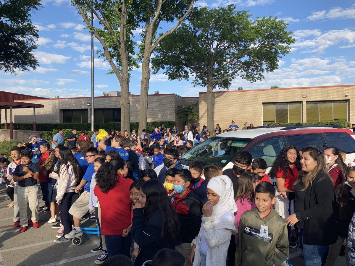 ⁦<a href="/townleytorches/">TownleyTorchlighters</a>⁩ we are raising the roof while we celebrate raising $$ for the torch run