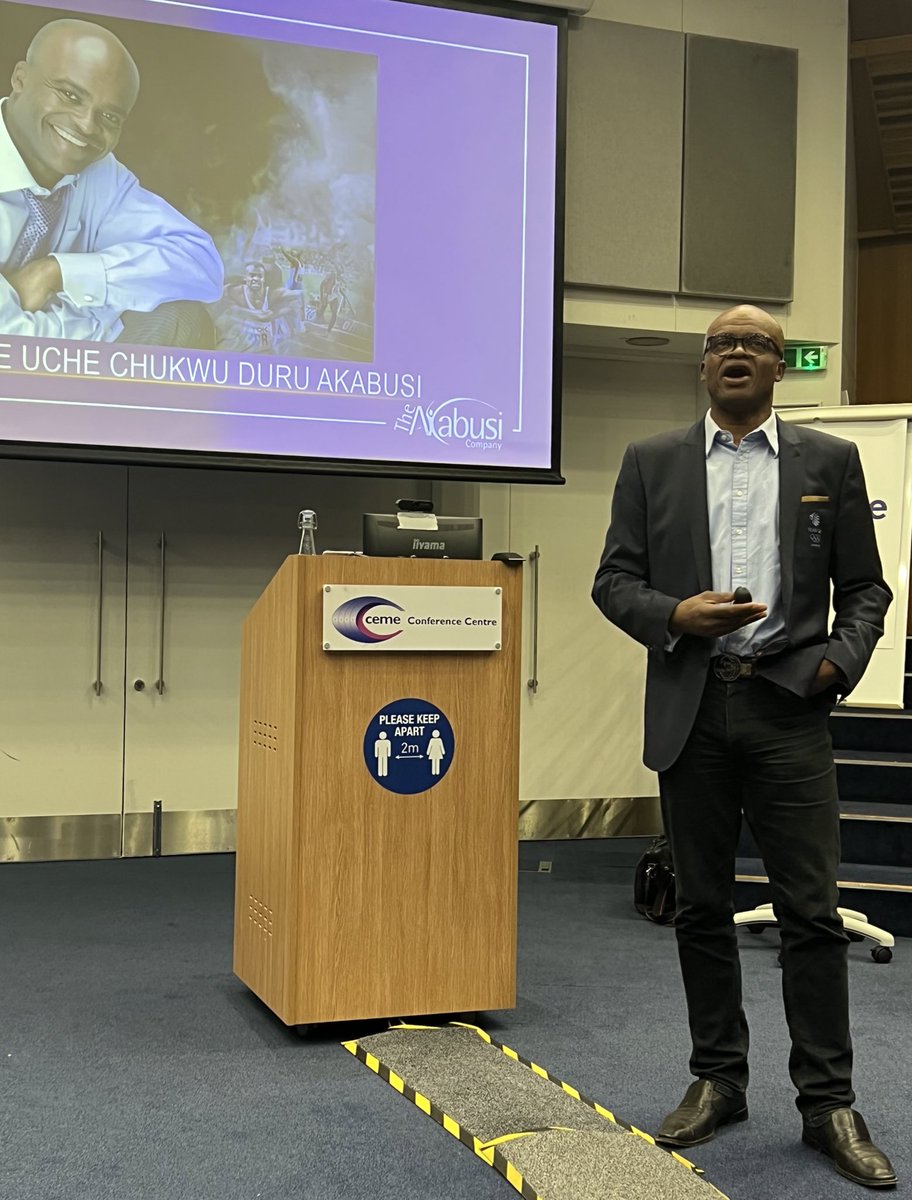 HES_orguk's tweet photo. Inspiring and engaging talk by @krissakabusi this afternoon - *legend status justified* 🌟🥇

Check out @AkabusiCompany 

#HESConf2022 #inspiration #education #schools #conference https://t.co/8oRLpRPhN5