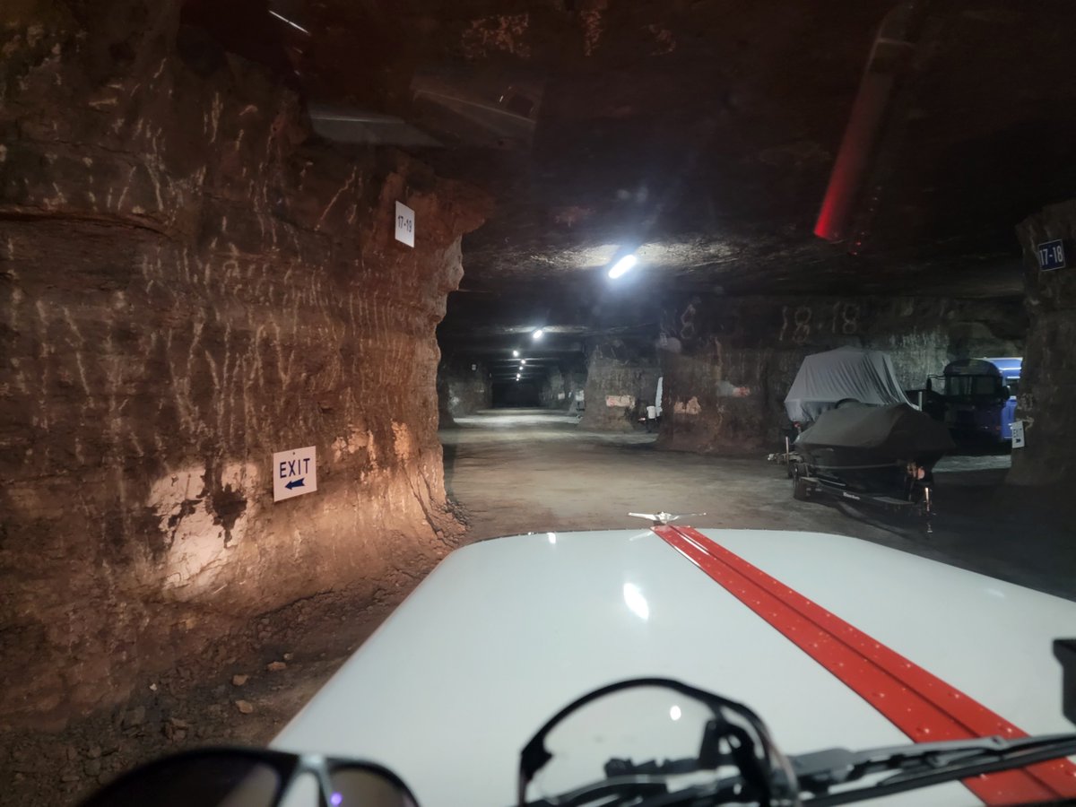 TowingHaulingPA's tweet photo. Would you "MIND" going down into a MINE for a tow? Yes, a literal MINE! We sent one of our non claustrophobic operators LOL on this job. Would you be willing to go?
#mcgannandchester #towingservice #towlife #heavydutytowing #RVtowing #camperstowed #miningnews #24hourservice https://t.co/wR41S6WHZM