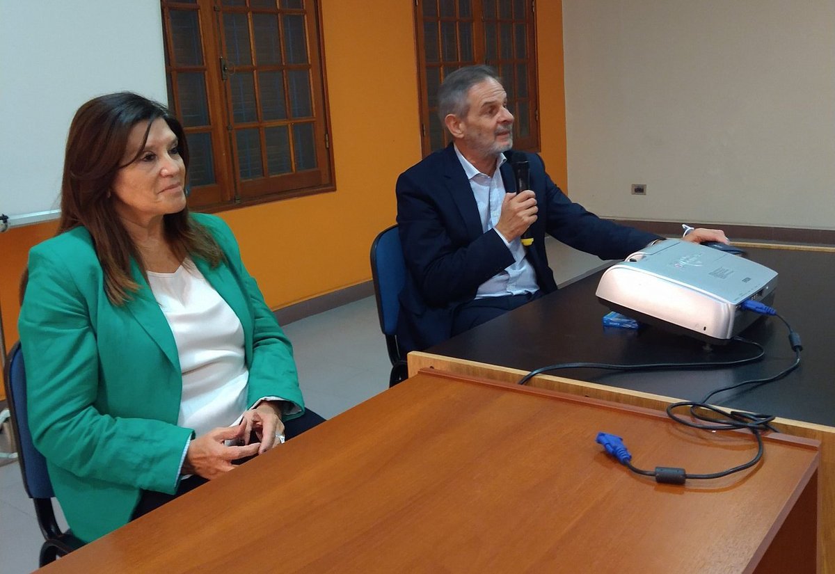 ElUniversoUNT's tweet photo. BOMBA EN LA UNT: Salió la jubilación de Mercedes Leal y podría caer la fórmula rectoral Pagani - Leal https://t.co/RWU8Fx52Dt https://t.co/DZ0Xpu2VV0