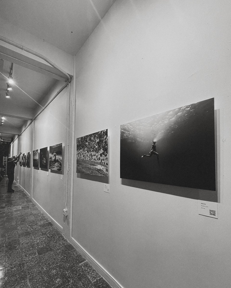 (((GIVEAWAY)))

GM⚡️

Voy a estar haciendo un giveaway de la imagen física que estuve exponiendo durante la Colectivo H2O BW en Pública Espacio durante este mes de abril!

Para participar:
1. Follow <a href="/RicardoLucke/">rlucke</a> 
2. Like &amp; RT
3. Tag a 2 personas o más

🧵