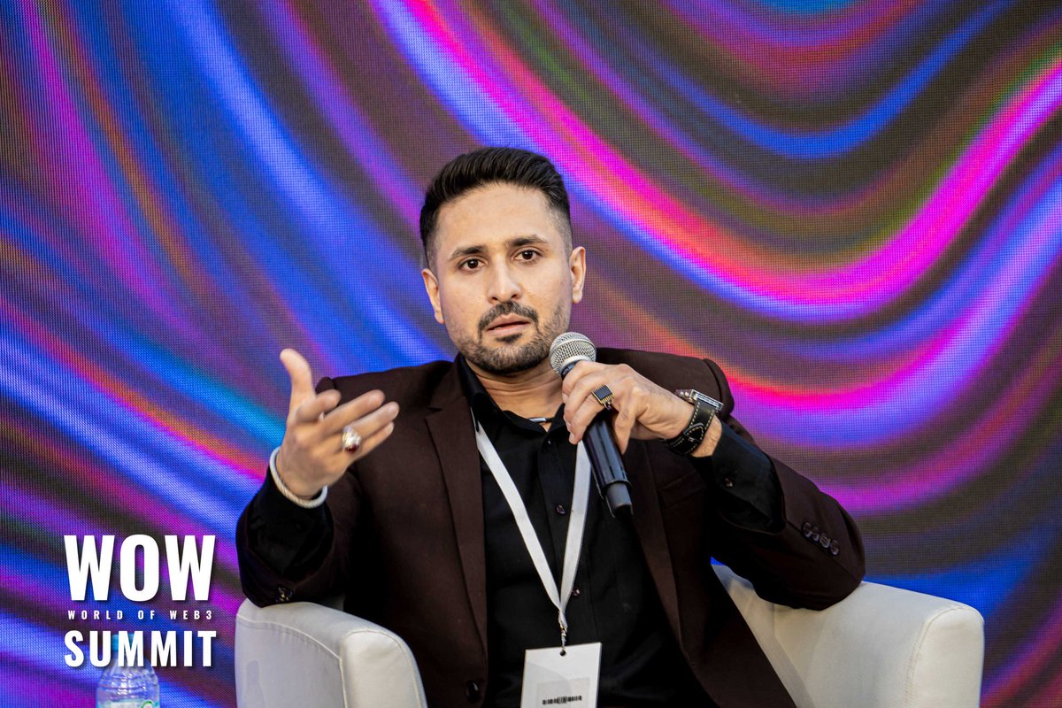 WOWsummitWorld's tweet photo. Watch exclusive #WOWSummitDubai video «#GameFi as the next way to innovate with business models»:
🔹Mikhail Mironov, @smc_capital
🔹Mohammad Hamza, @CapitalMasary
🔹@SurWess, @Quizando
Moderated by: @mritekin

➡️ https://t.co/BqhLFAO8Pw

#NFT #GuyWayEvents #ITconference https://t.co/iq1Dr7iHPG