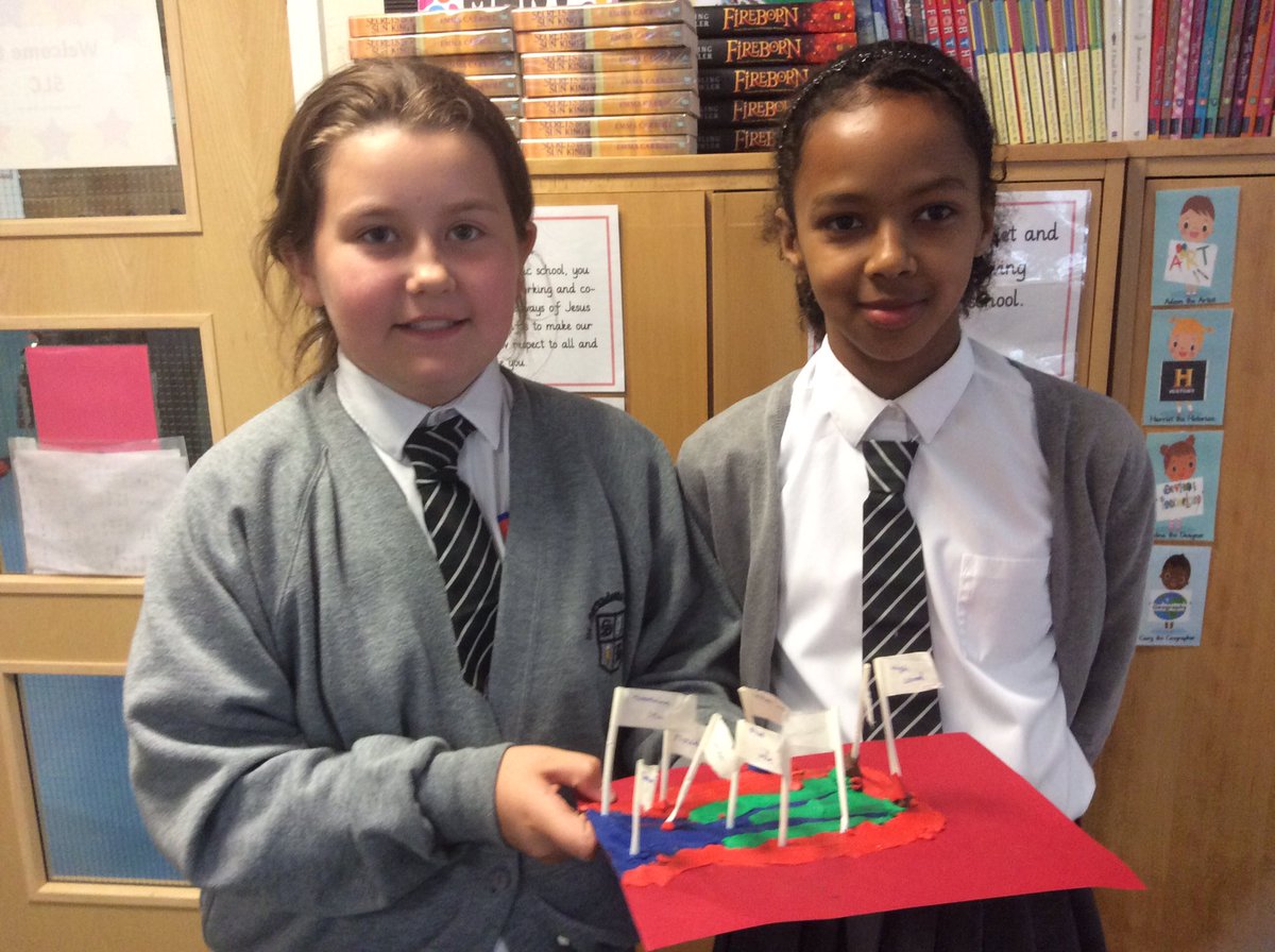 StBernsPrimary's tweet photo. Here are our models of geographical features of the River Nile! #Year5 #StBernsTopic #StBernsGeography https://t.co/crXQWSrB7T