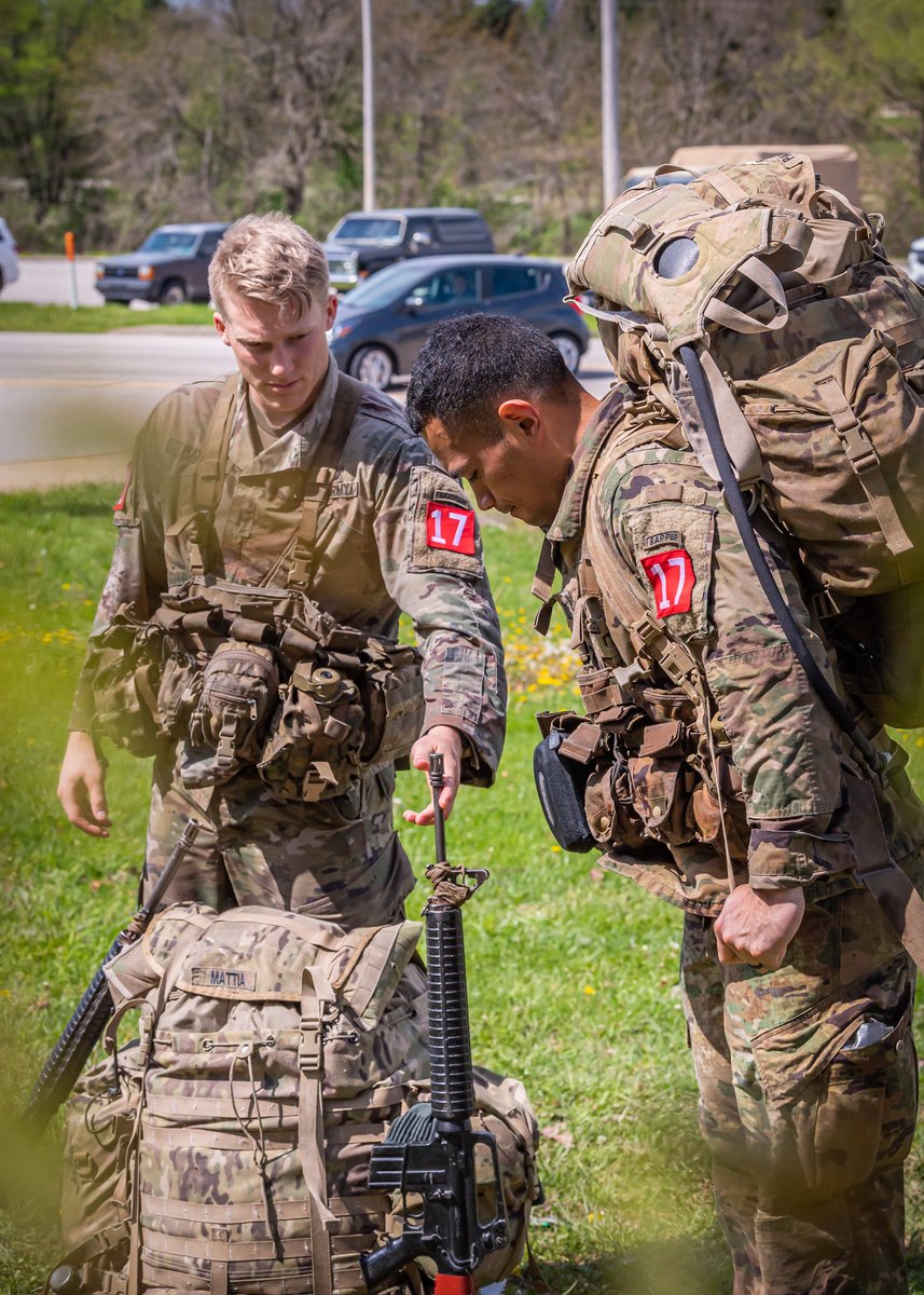 USArmy's tweet image. Congratulations to Team #17 -- 1st Lt. Eric Mattia &amp;amp; Capt. Alaimoana Paunga -- for winning this year's #BestSapper Competition 2022! 📣 

#EarnTheRight | #WinningMatters