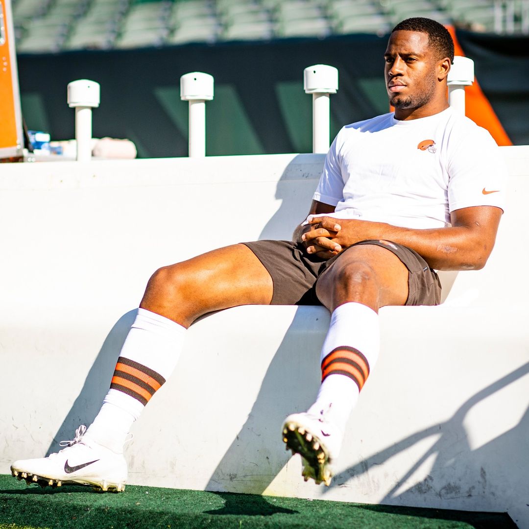PFF_Fantasy's tweet photo. Nick Chubb: 92.4 PFF Grade since 2019

🥇 1st among all RBs

(📸 @Browns) https://t.co/r3IlJ729zK