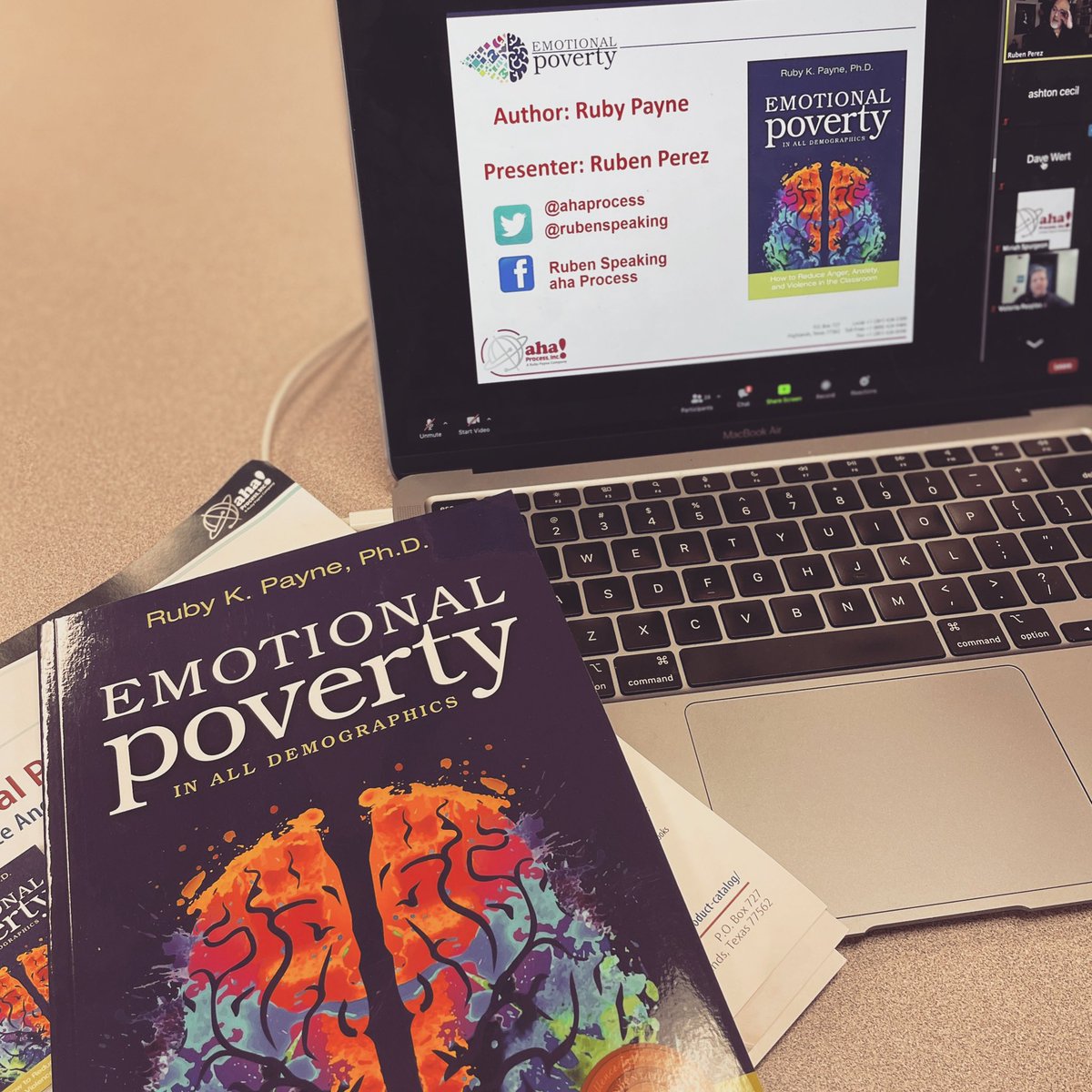 ashtonmiller's tweet photo. Excited for a day of learning new ways to support our kids! #emotionalpoverty #rubypayne https://t.co/EeGFRqkjhU