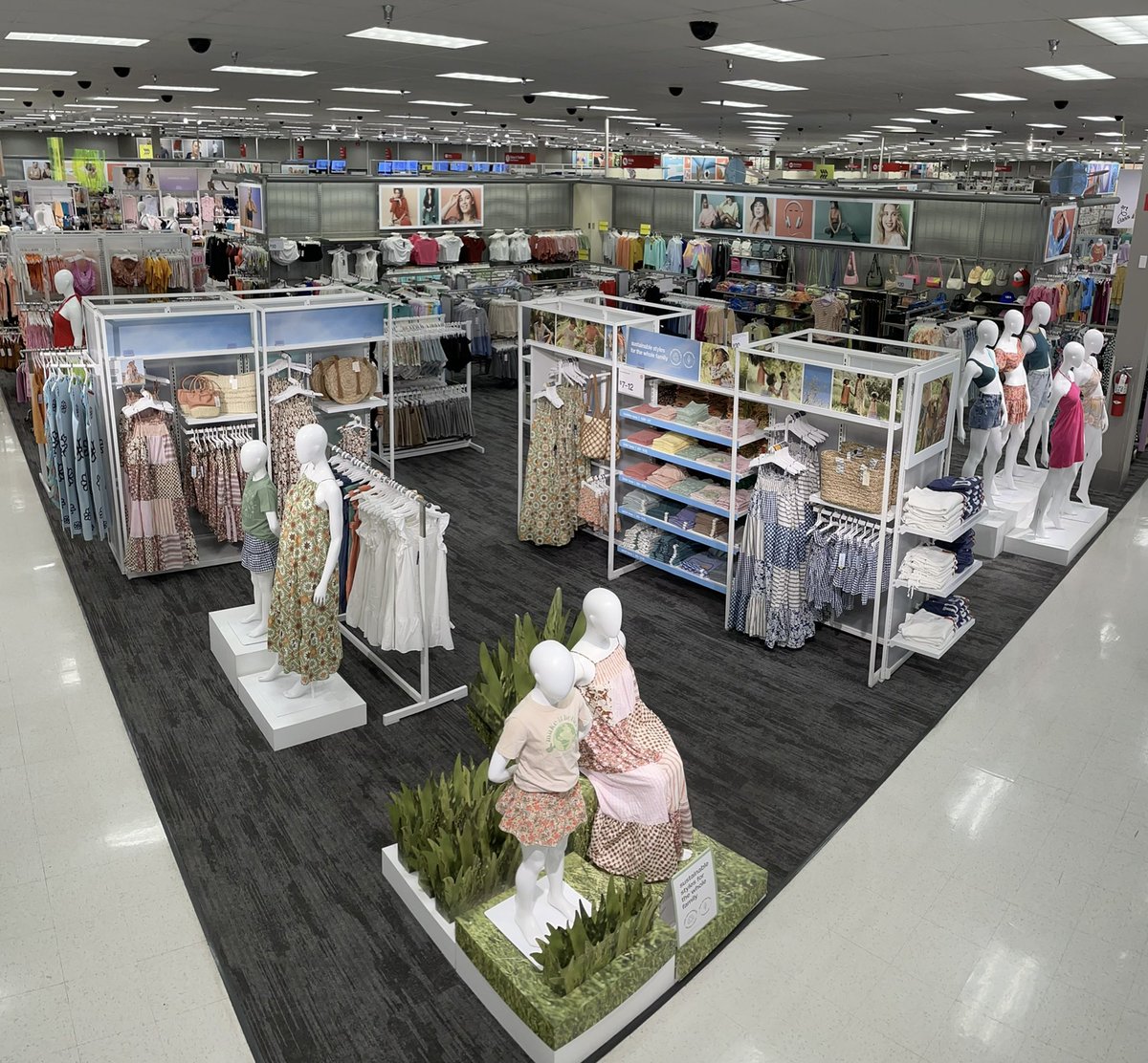 Amy Slagle tweet media