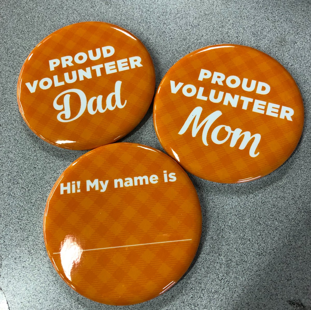 GCKnoxville's tweet image. We are a proud volunteer &quot;printer&quot;! 🧡 #graphiccreations #buttondesign #custombuttons #vfl #knoxville