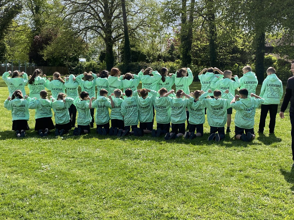 standrewsmajor's tweet photo. Thank you @SAMS_PTA and @ColorfotoUK for our leavers hoodies - we love them! #samsclassof22 https://t.co/wQdAHqMCsr
