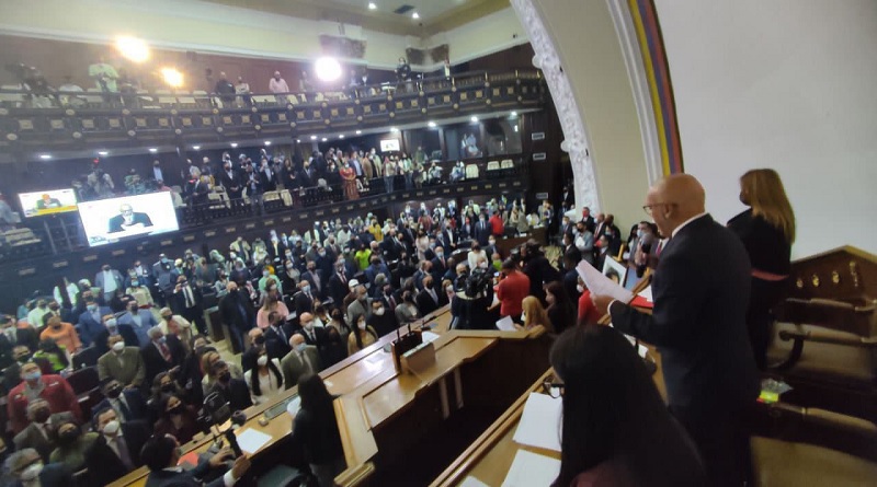 AN aprueba por mayoría calificada designación de Magistradas y Magistrados al TSJ

#ProducirPorVenezuela

vtv.gob.ve/an-aprueba-por…