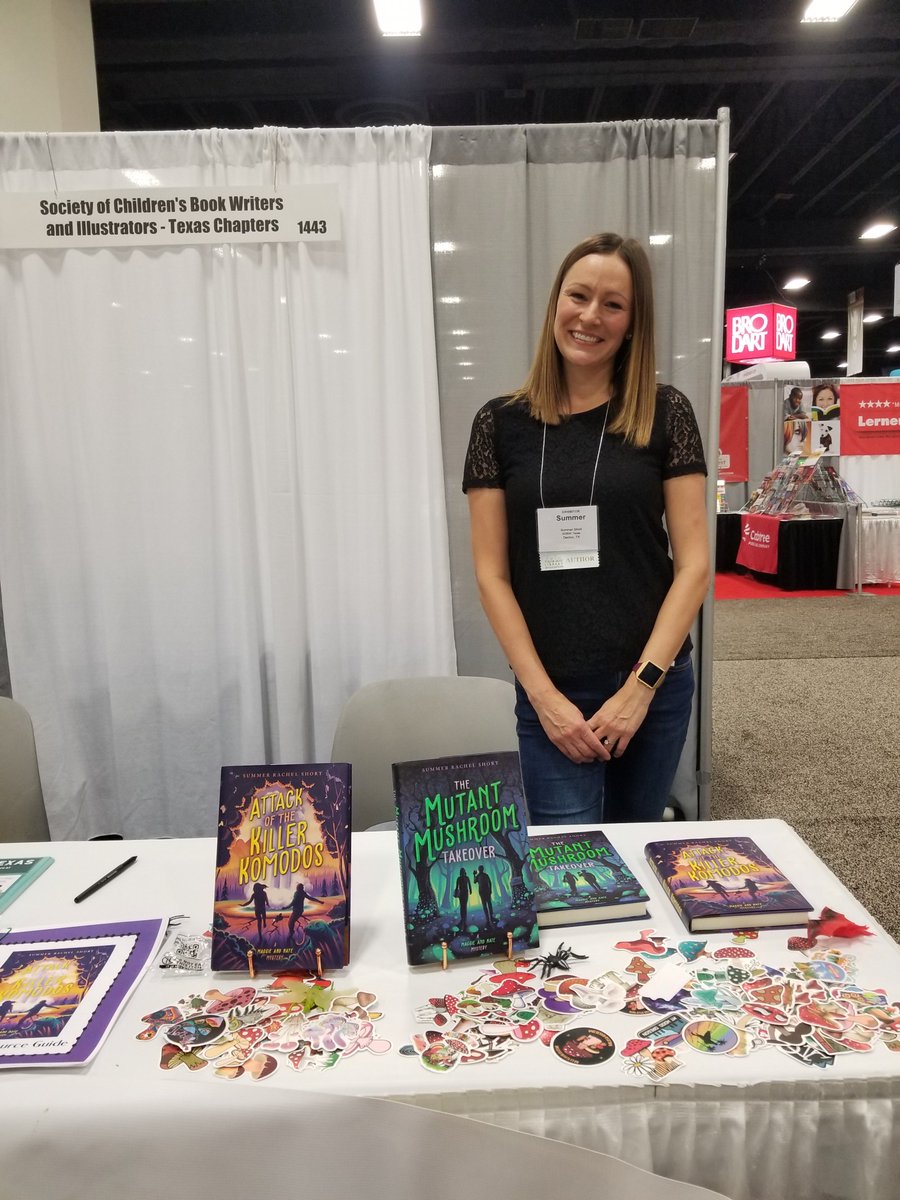 I'm having lots of fun at #txla22 today! Come see @SCBWINorthTexas at booth 1443! #TLAtogetheragain