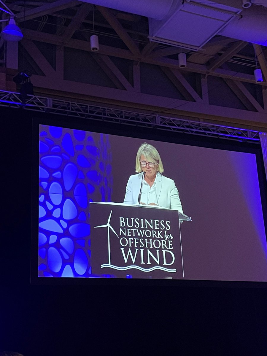 Today at #2022IPF Siri Kindem spoke of economic opportunities before us, including supply chains and local prospects, and creating a unified #offshorewind industry. 'We need to work together to build out the industry - embrace opportunity and change uncertainty.'@offshorewindus
