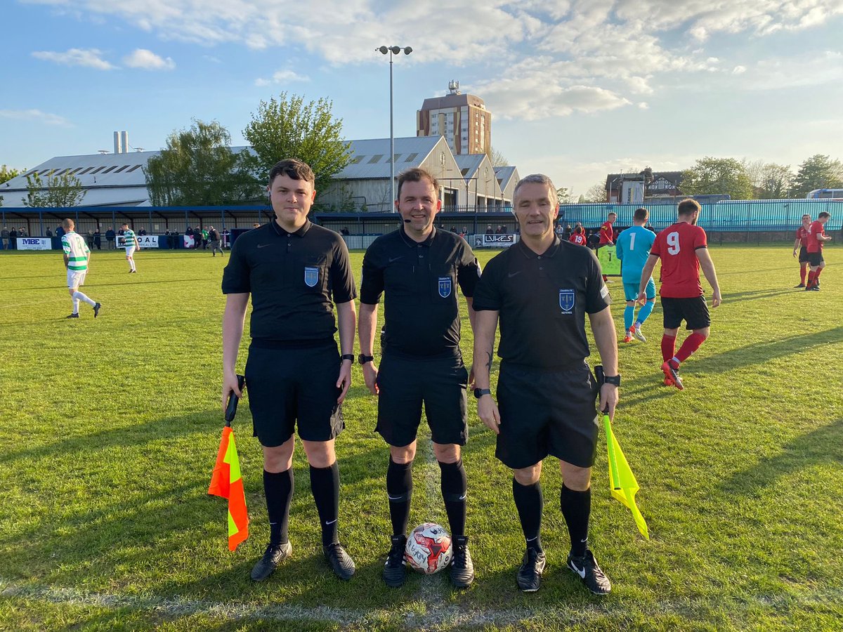 wirralfareferee's tweet photo. Match Officials from our Sunday Premier cup final.                                      Dock FC v Woodchurch Hotel.               Referee:    Peter Gibbons.                           Assistant: Bradley Thompson                  Assistant:  Wayne Sandham https://t.co/L7bWlLElQh