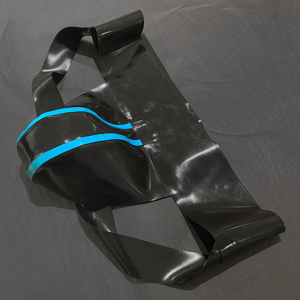 Slash/Rubber tweet media