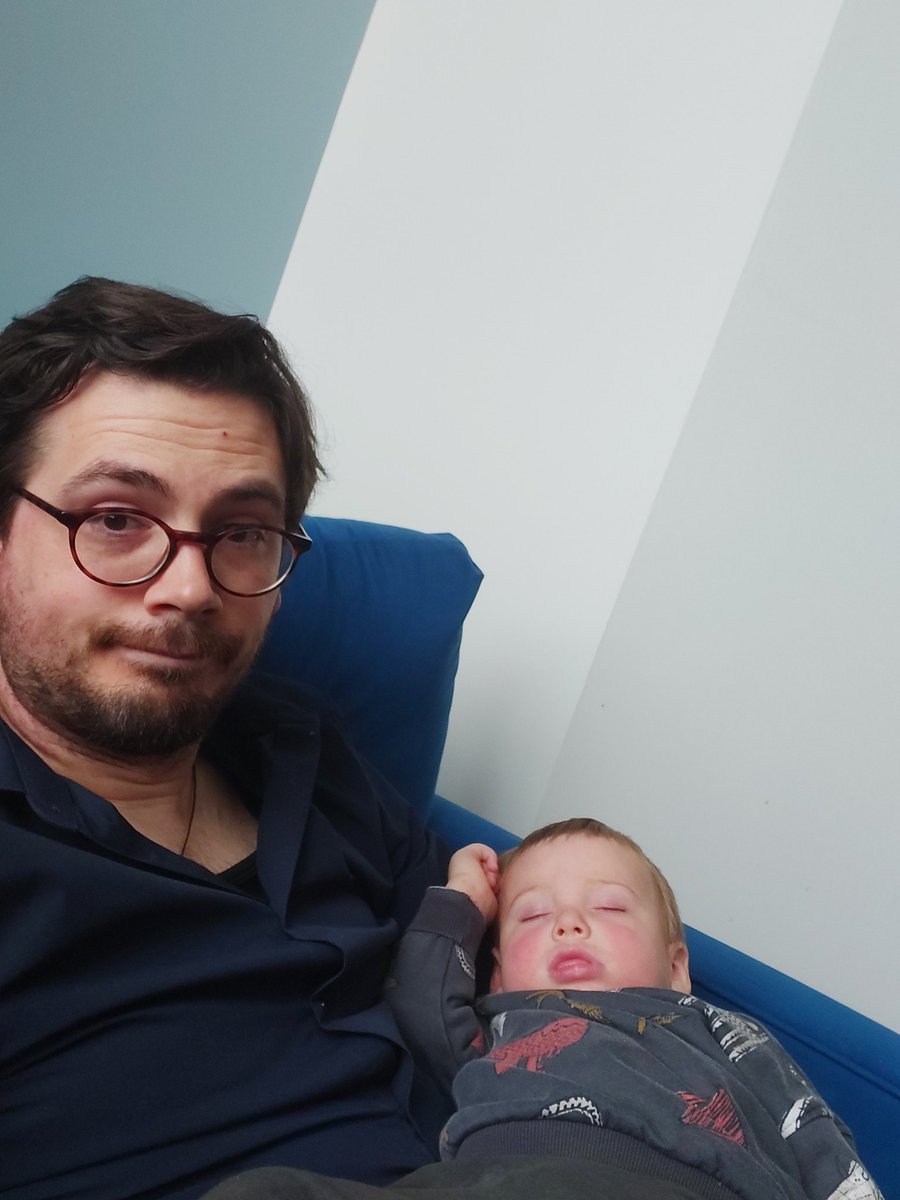 gibsonc85's tweet image. Back super late from #ADC2022 last night. Been on a study day today with this one. Reading up on neonatal and pediatric dose limits in between naps (Orsons not mine) after chatting to @BigRadTom #raddiary #dissertationplanning