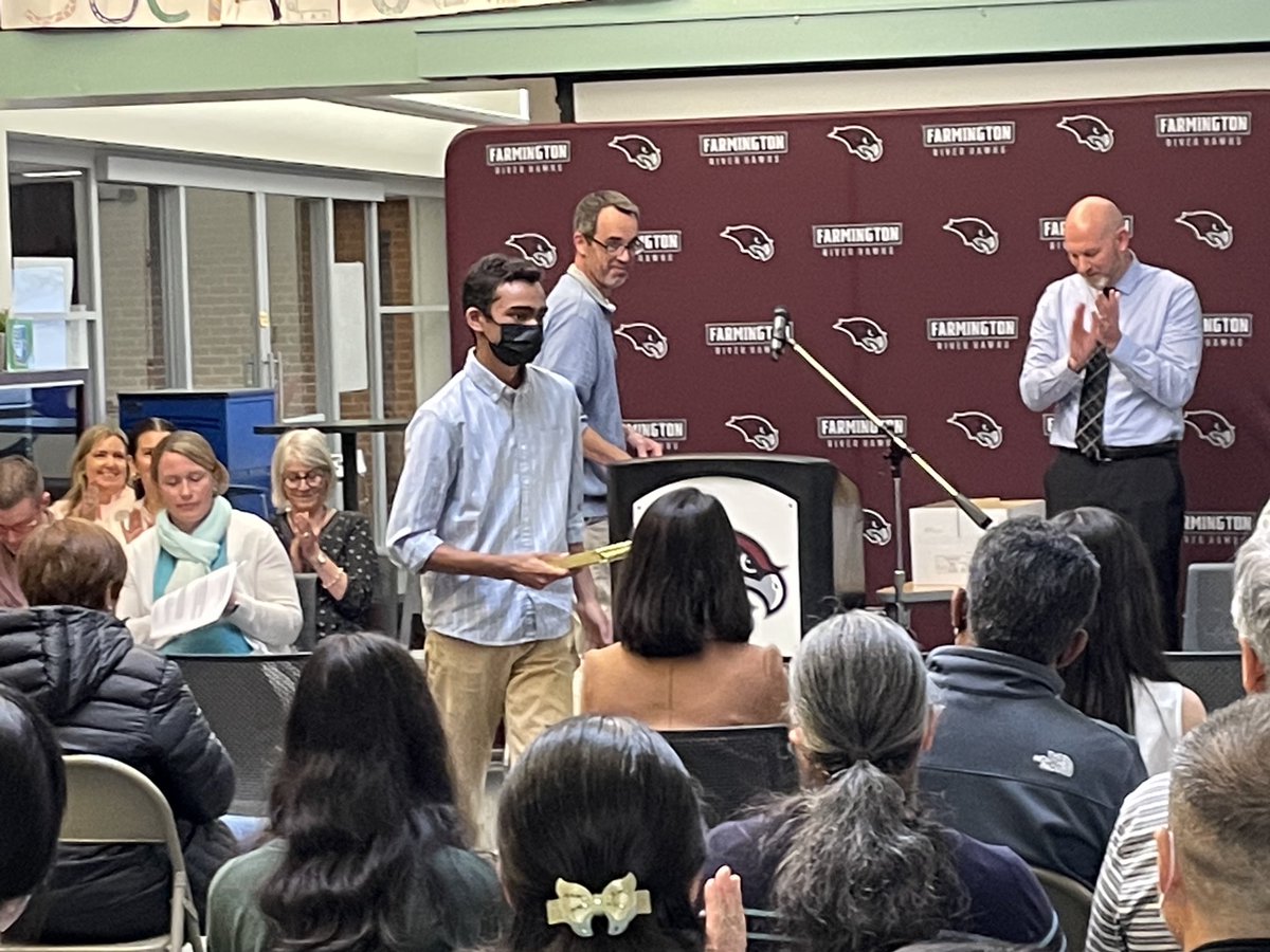 1FarmingtonHS's tweet photo. Proud of our Class of 2023 Book Award recipients! Outstanding scholars and citizens! #OneSchoolOneCommunityOneUs https://t.co/xTVe7OBtrm