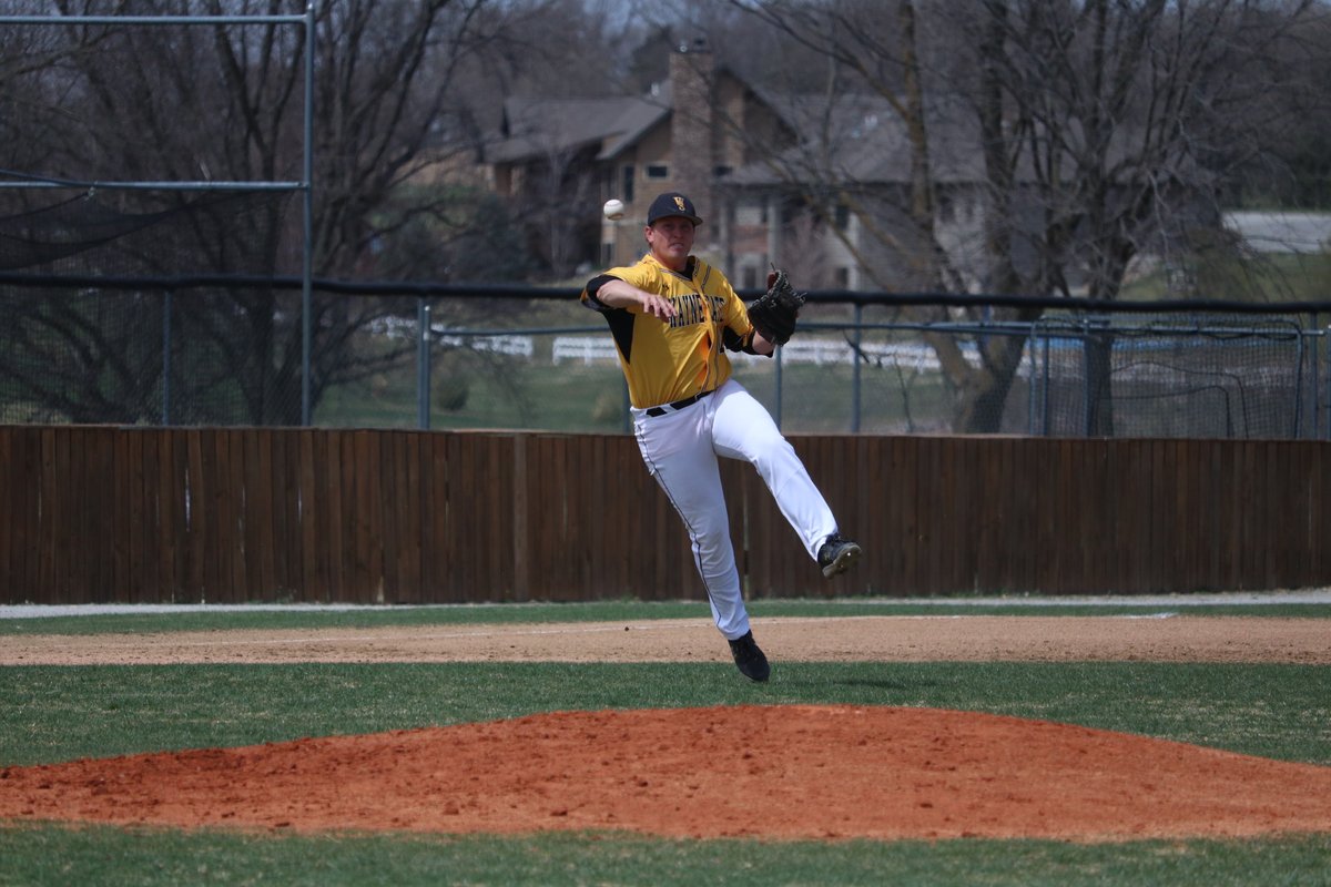 wscwildcats's tweet photo. 📸📸📸

Flashin' Leather 

@WSCBB #NSICBase https://t.co/ixWR45S7RQ