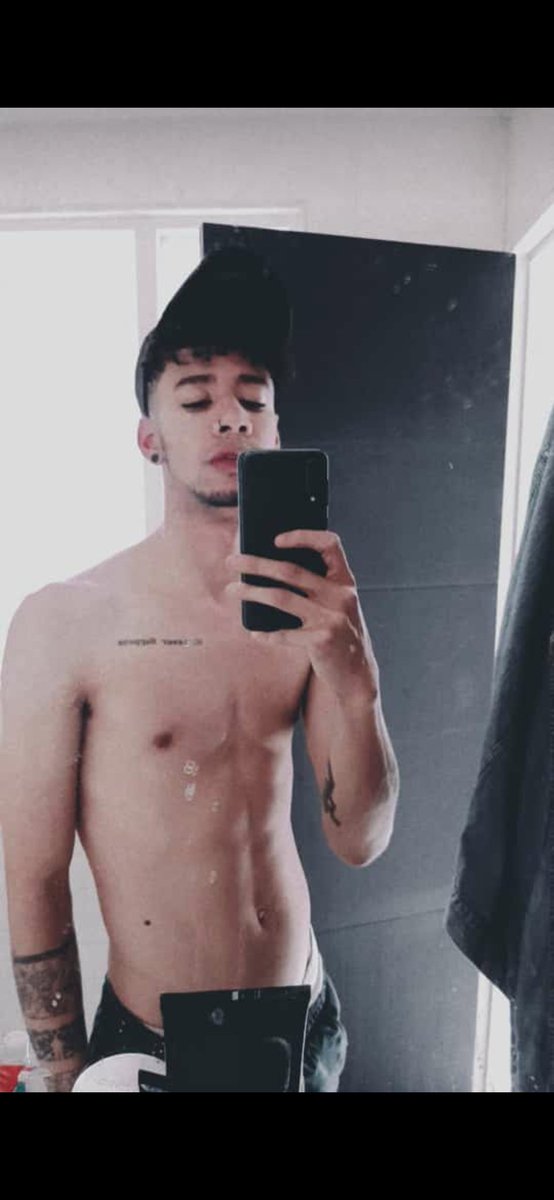 sander_456's tweet photo. #GayBoysX 
#badgay 
#BuenMiercoles 
#dayhot https://t.co/FdrlHl9cXb