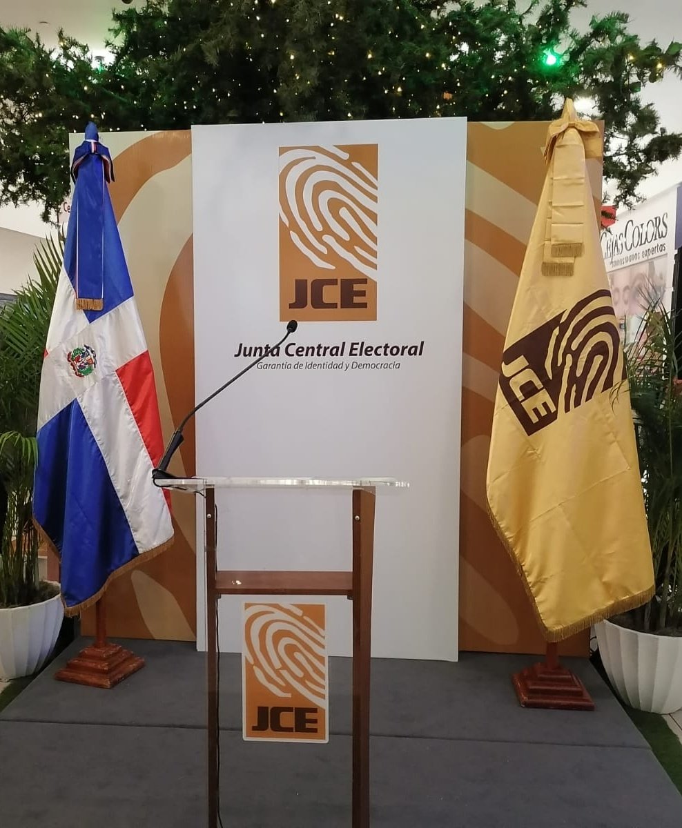 Ya nos encontramos en #Galería360 en la inauguración del centro de expedición de actas y cédulas.

¡Sigue nuestra cobertura!

#LaJuntaResuelve✅
#LaJuntaVaHaciaTi
#JuntaCentralElectoral