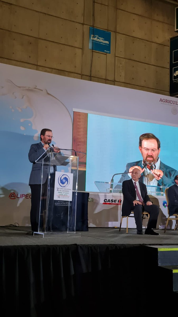 ANFACA_SC's tweet photo. Semana de mucho trabajo y fortalecimiento de relaciones para #Anfaca.
Agradecemos la invitación a participar en el 7o Foro Nacional de Lechería @femeleche https://t.co/vA5IxoMVvg