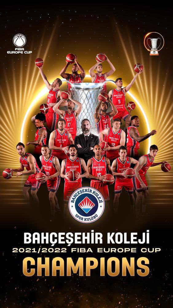 Gururluyuz! 🤩🏆  <a href="/nesdemirkiran/">Neslihan Demirkıran</a> 

#FlyHighTogether 
#ŞampiyonBahçeşehir