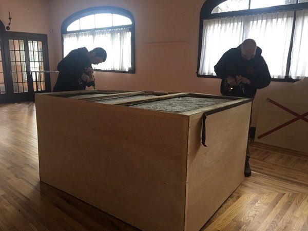 The_Sembrich's tweet photo. 📦 MOVING WEEK 📦
Yesterday we welcomed Mme. Sembrich’s Steinway back to the studio! More of the collection is being reinstalled today! @nagleefinearts
#museum #lakegeorge #sembrich #opera #metopera #piano #artifact #preservation #movingday #art #fineart https://t.co/8THaVlGpCt