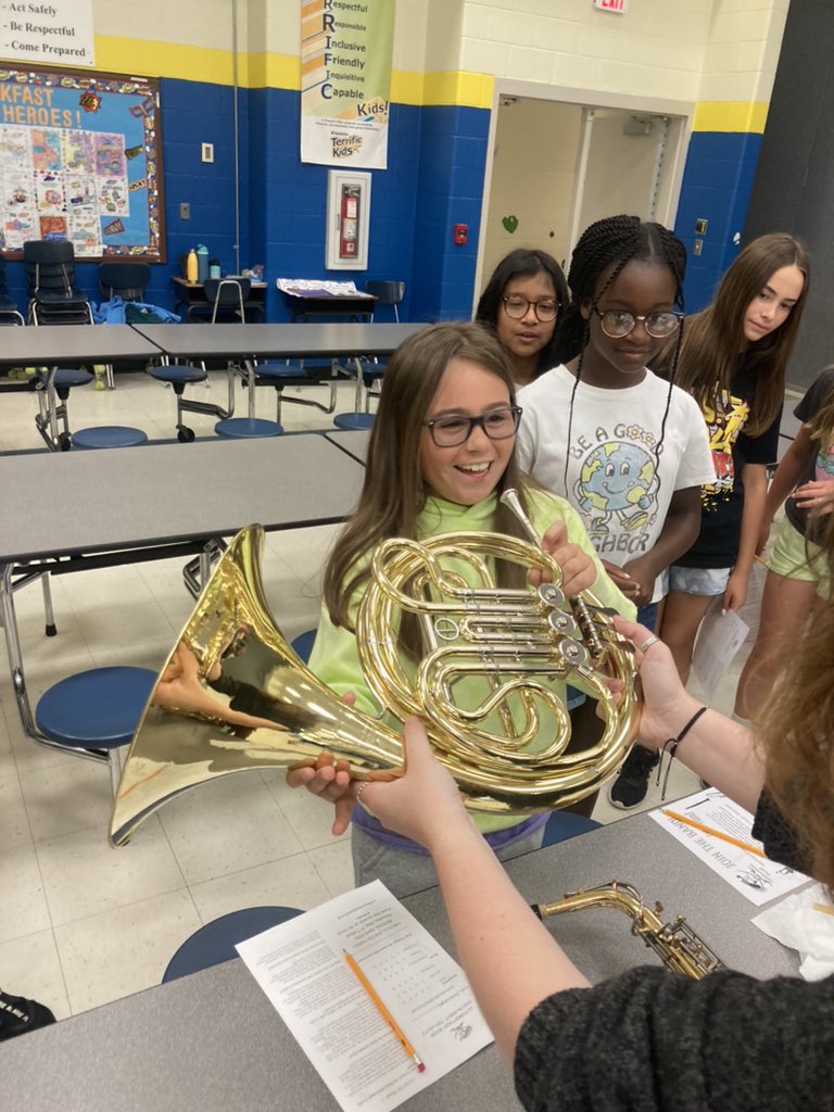 MrTrott4's tweet photo. Yesterday our 5th graders tried a variety for of instruments as they prepare for middle school - here’s a little peak! #band @KensingtonESNC https://t.co/wQW4snOKHE