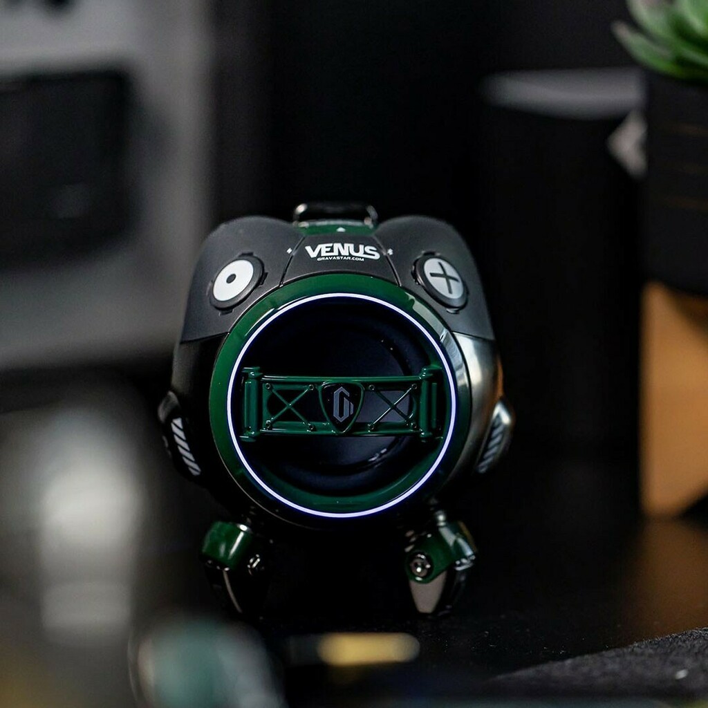 GravaStar_'s tweet photo. Get your bad mood consoled with soothing music. ☕️☕️Tap the link in bio to pick your Venus speaker.
📸: @marcvisuales.official
.
.
.
.
#gravastar #gravastarvenus #cyberpunk #scifi #gamer #videogamer #dailygadgets #techgadgets #gadgets #speakers #sp… https://t.co/dsP69xTswG https://t.co/PACcMaBCsj