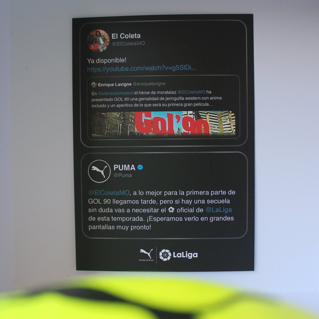 Gracias a <a href="/pumafootball/">PUMA Football</a> por el balon y por la tarjeta con el tweet profecia de <a href="/enriquelavigne/">Enrique Lavigne</a> sobre nuestra película.
