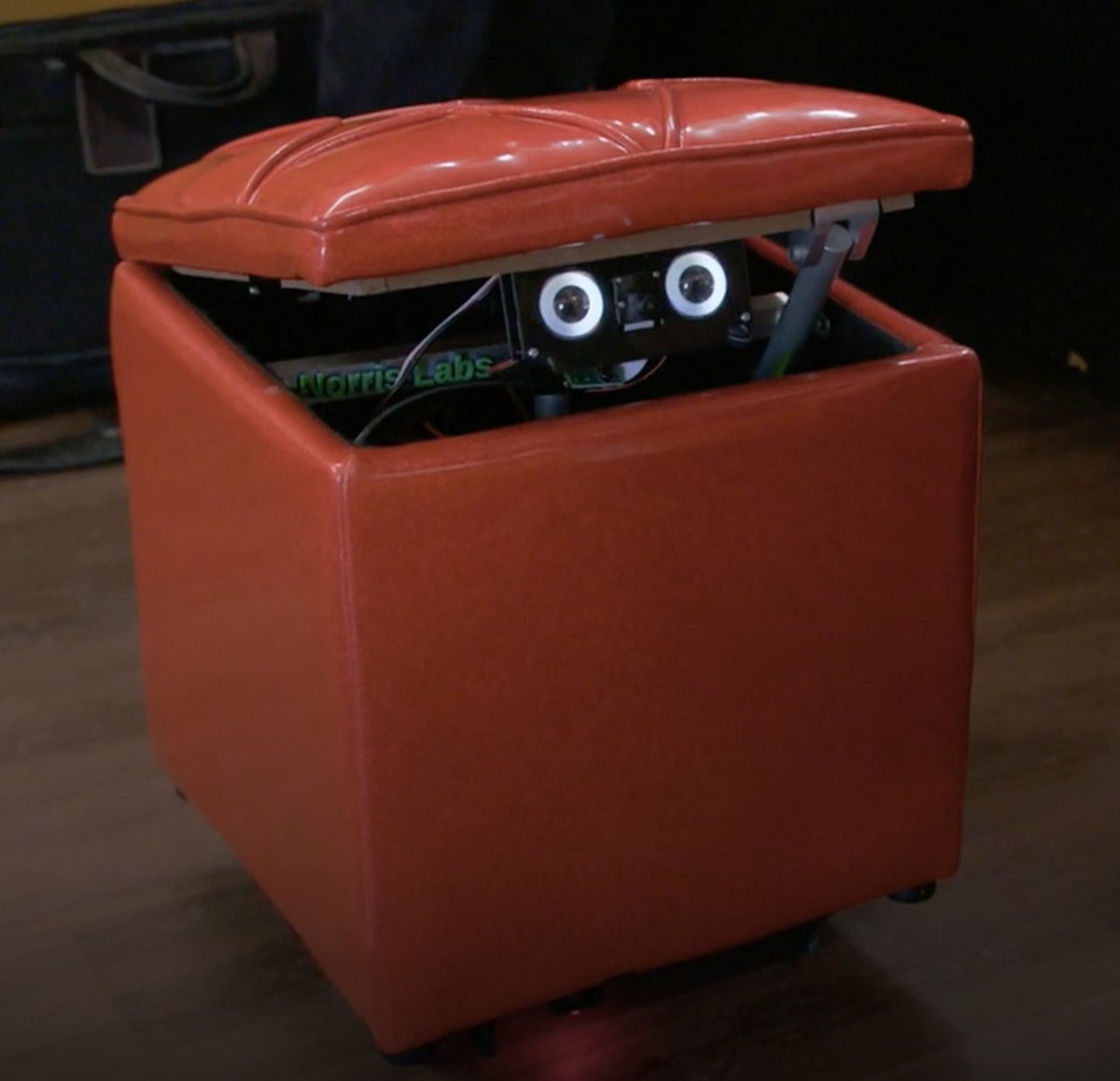 My episode of "Billy Buys Brooklyn" will air tomorrow (the 28th) on the Discovery Channel at 7:00 AM (yes, AM) Eastern. Called "More Than Meets the Eye" and stars Robostool that first appeared in "Transformers, Age of Extinction". It uses #Adafruit parts - HalloWing M4 Express.