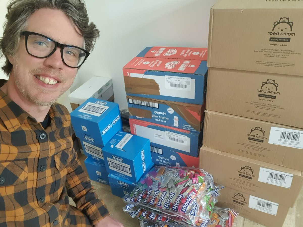 427 ordered a load of essentials, ready to be loaded onto a truck that is headed for Poland to help and support the #refugees from #Ukraine.

It never feels like enough, but we are hoping these items will make some people's lives a little better for a while 🙂  #support #CSR