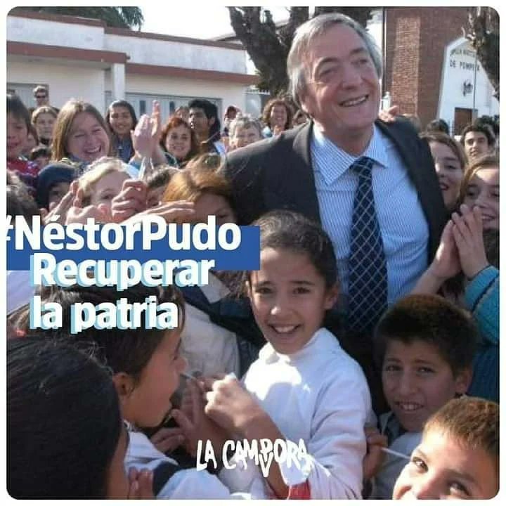 omarbsso's tweet photo. @CFKArgentina Por siempre en nuestros corazones!!!
#NestorPudo
#NestorEterno
✌️🐧🇦🇷❤️🇦🇷🐧✌️ https://t.co/DK5CGlKcF9