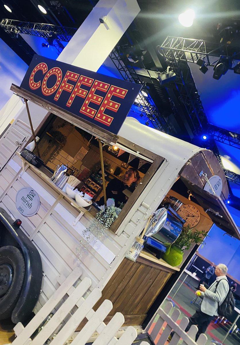 meuldersann's tweet photo. Almost there: You have to be rrrreally motivated to get a good coffee!!! #EFIC2022 #coffeequeue π±βοΈ https://t.co/weebkhK2Yp