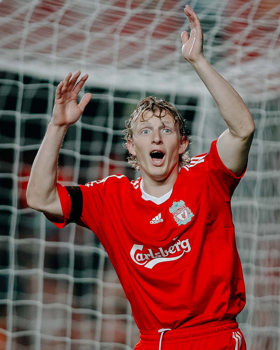 Copa90's tweet photo. What comes to mind when you think about Dirk Kuyt? 🇳🇱

Lungs like a horse? Functional? Let us challenge you, challenge you like Dirk would in a Merseyside Derby. How many goals do you think he scored?

THREAD🧵 https://t.co/L1X3alzIdB
