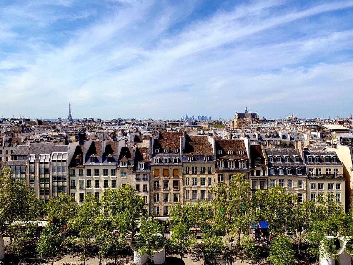 emgeorget's tweet photo. Méli-mélo à Pompidou et Saint Martin, Paris, Avril 2022 https://t.co/HEaJUDCcft
