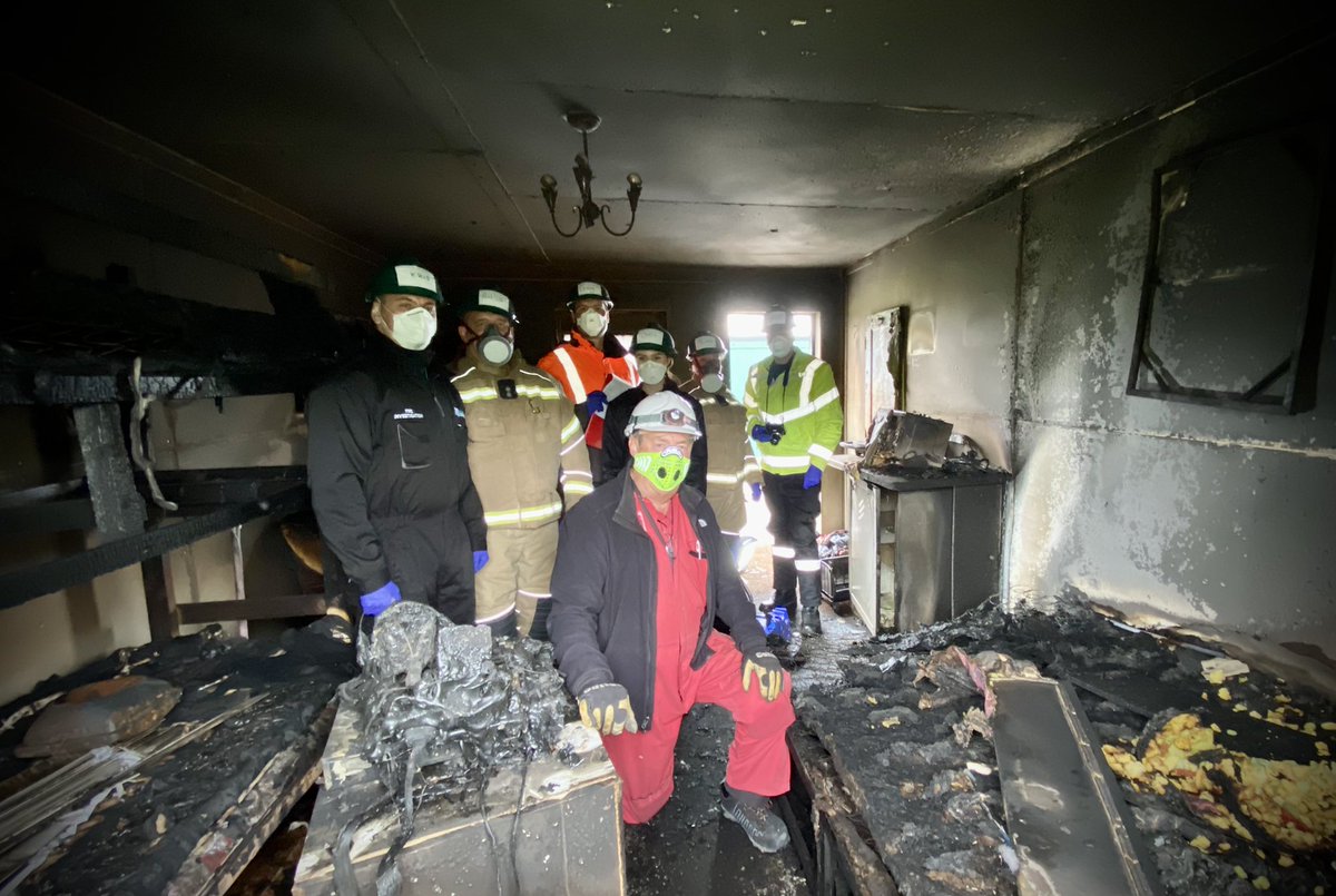 CheshireArson's tweet photo. Day 3 of another @GATR_FIRE Practical FI course.  Lots of good humoured learning! for students from @CornwallFRS @HumbersideFire @BureauVeritasUK @CheshireFire @LondonFire https://t.co/mjBf6GNTA4