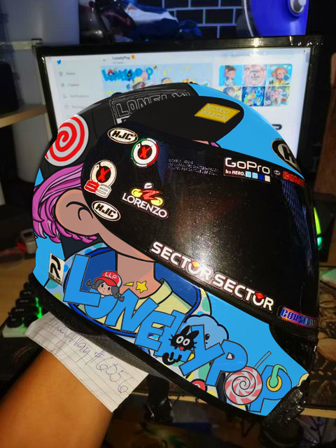 Mikkkeyyyy's tweet photo. I love Lonely Pop. That's just it! In these difficult times, one has to have a way to chill out. As for me, I just wear my helmet and hop on the bike, it's also like an art, something you do because you feel something inside.
@LonelyPopNFT @BushRobins @0xstudio 
#LonelyPopFanArt https://t.co/NyCzZGb8Xg
