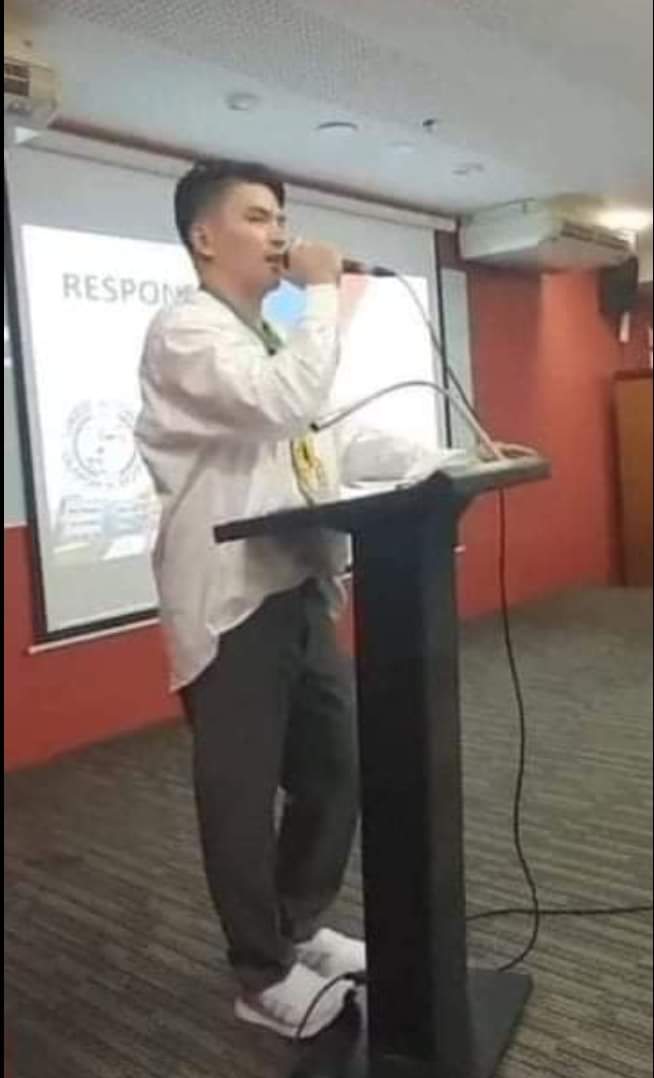 We are very proud of you bunso.

WE ARE FOREVER MAHMYGZ
#Awardee_MygzMolino