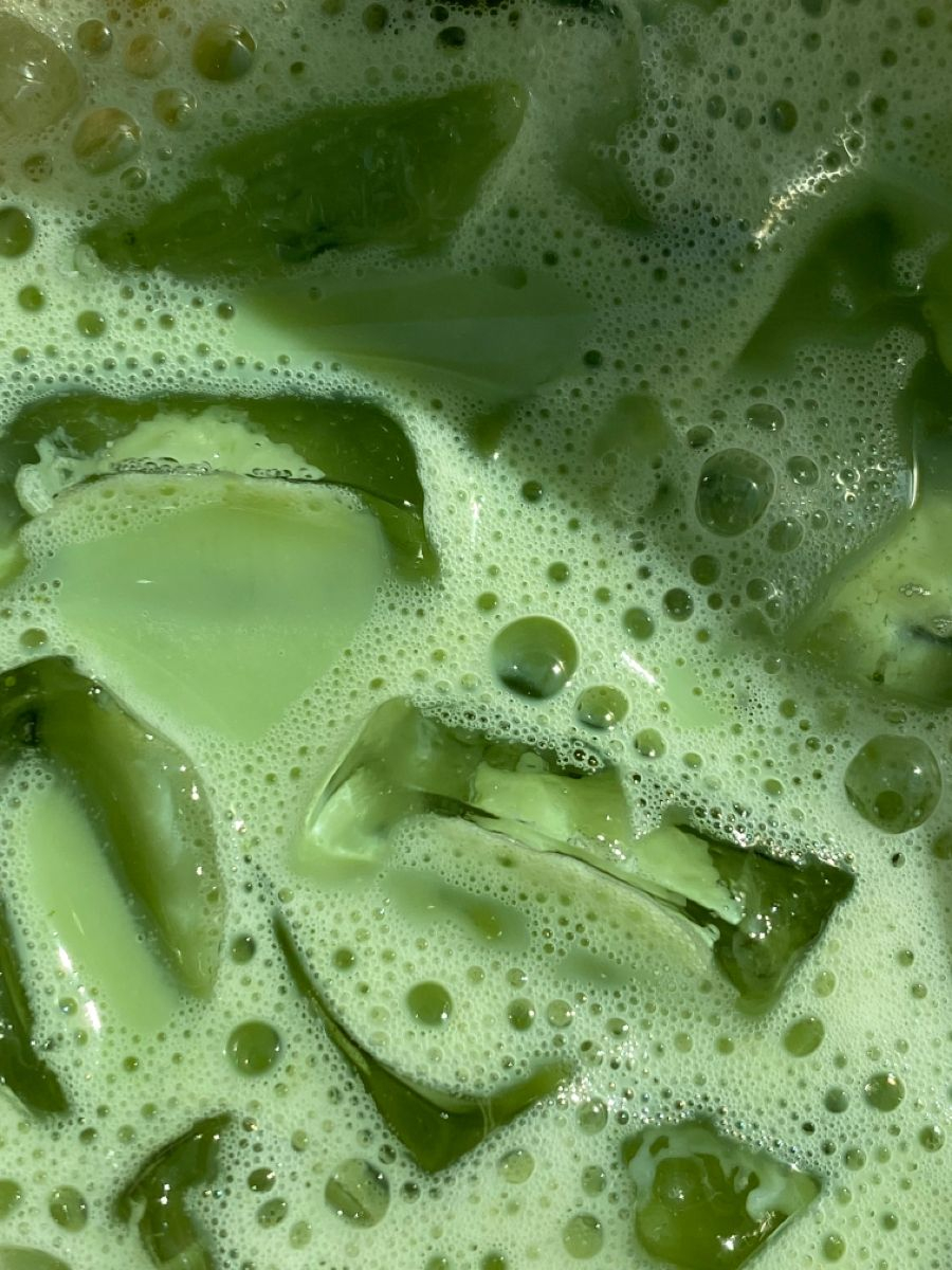 IndigoCollagen's tweet photo. Indigo + your fav drink = a matcha made in heaven 😉💚 https://t.co/9NE0iS2tIy
