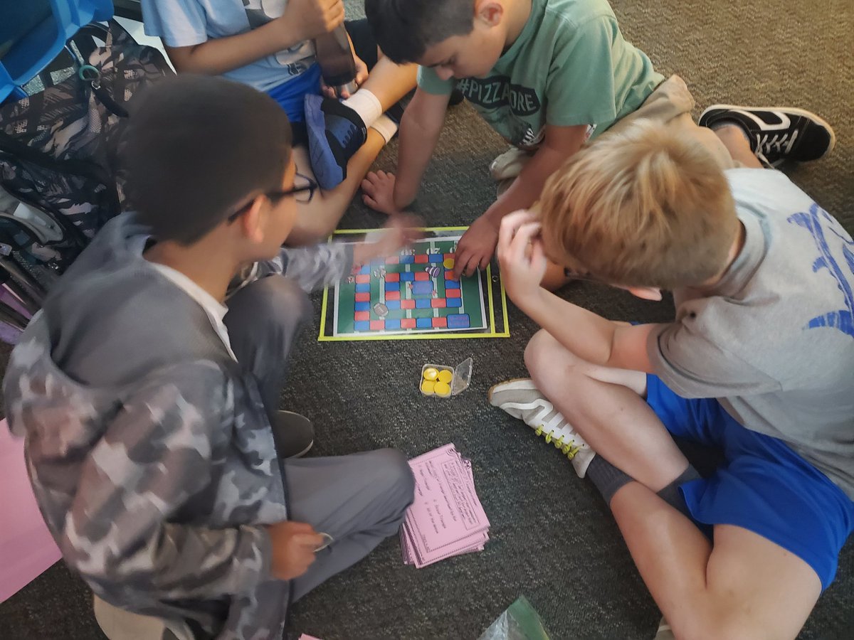 KLofton13's tweet photo. Need some review fun? Give options of game boards! Same task cards but different ways to play! #EngagedLearner #ChoiceMakesItMoreFun @FrameGinger @KleinISD @kloneal2 @mistergee21 @RothKISD https://t.co/diFxKfEXKW