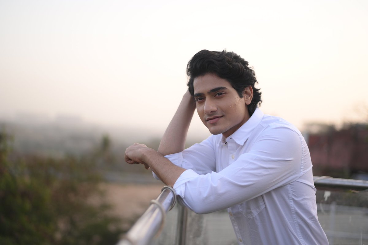 RewindMediawork's tweet photo. @realemirshah ❤ #Aahista #AahistShootingStills #AahistaStills  "Aahista" Out Now! Check out... https://t.co/XRzgcuNZKM https://t.co/OQcVUI0tPz