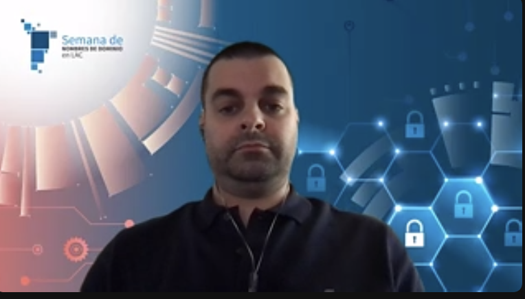 ICANN_es's tweet photo. Panel: El recorrido hacia la resiliencia del DNS: dónde estamos y hacia dónde nos dirigimos. Hoy es el 2do día de la Semana de nombres de dominio en LAC. ¡Aún puedes registrarte y participar! Échale un vistazo a la agenda de esta tarde y mañana >> https://t.co/4oDrproepe #ICANN https://t.co/b7gkRBdGjV