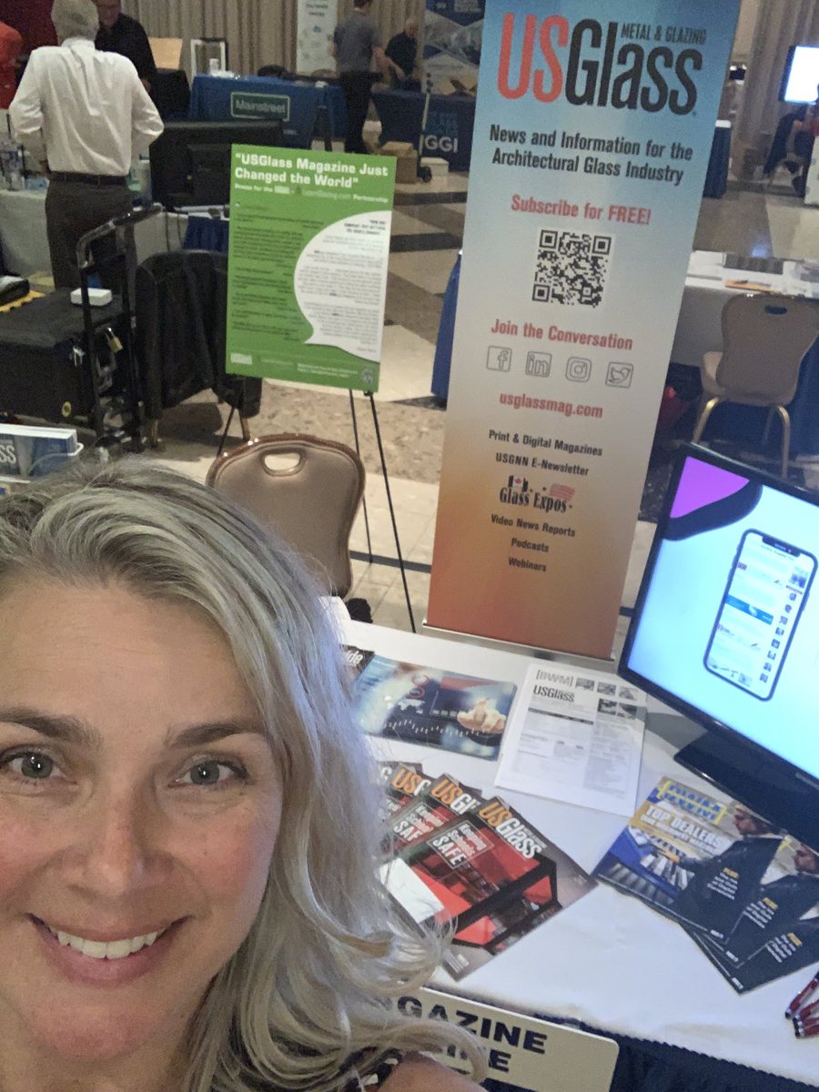 hbiller's tweet photo. I am here at the Mid-Atlantic Glass Association’s event and looking forward to visiting with everyone in MD! Come visit @USGlass at our table and tell me your latest! #helloholly https://t.co/2cMnOXVEHx