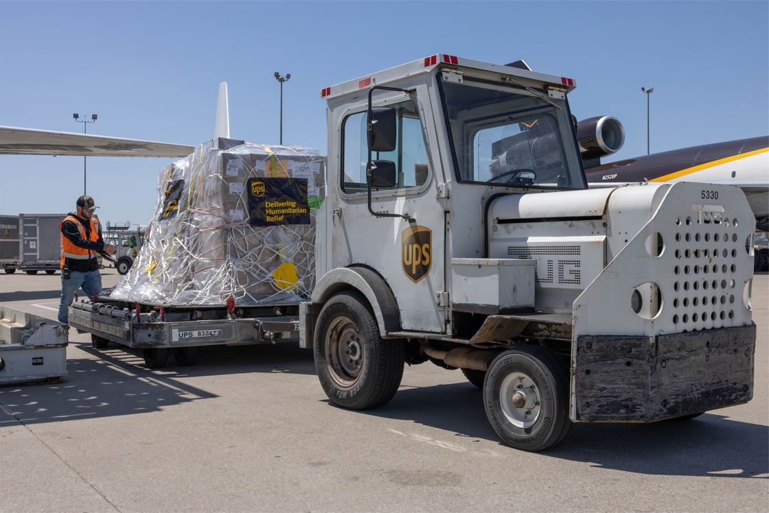 .<a href="/UPS/">UPS</a> continued our support for Ukrainian refugees &amp; the displaced within Ukraine yesterday with another shipment of essential supplies to Poland coordinated by The <a href="/UPS_Foundation/">The UPS Foundation</a> &amp; our humanitarian relief partners. Thank you to all <a href="/UPSers/">UPSers</a> working to #DeliverWhatMatters. 🤎💛