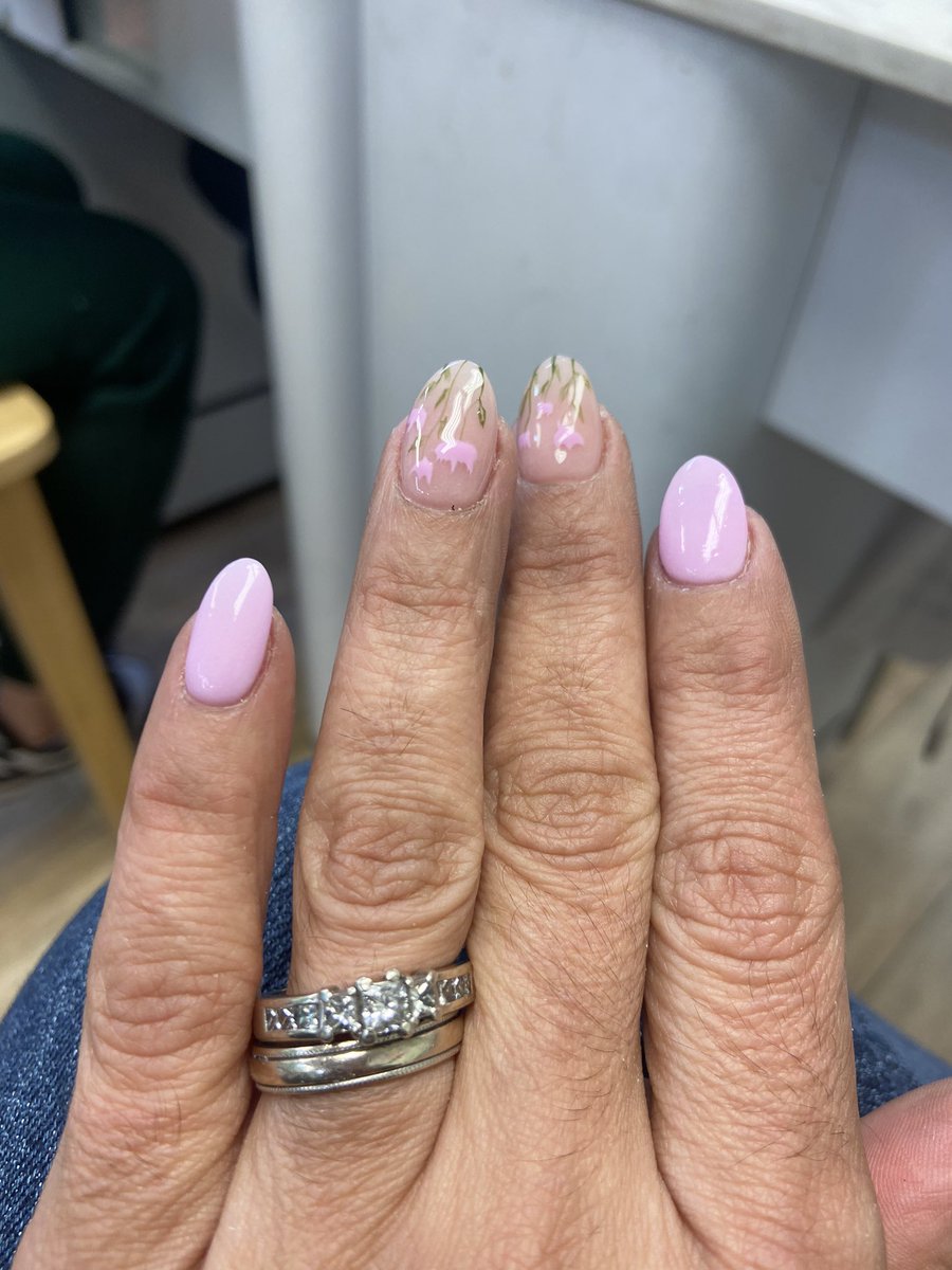 joshcki's tweet photo. New set! @4xalexa @MoparJade 😊 #nailsclub 💅🏻 https://t.co/Nra4qzyUl2