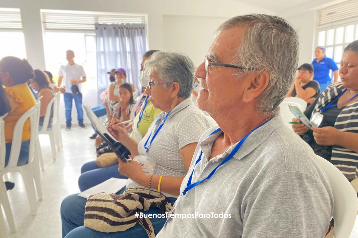 Alcaldiacabuyar's tweet photo. Cabuyaro se une a la #RutaDeLaInnovación donde emprendedores, empresarios y asociaciones participan de la socialización de #ImpulsaMeta que busca brindarles la oportunidad de aprender metodologías de innovación, para fortalecer la economía de la región. @GobMeta https://t.co/89X3wAYoyR