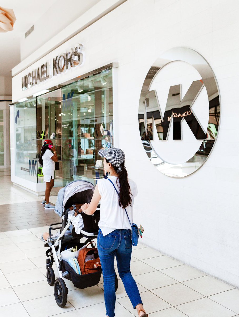 It's a beautiful day for a trip to <a href="/michaelkors/">Michael Kors</a>.